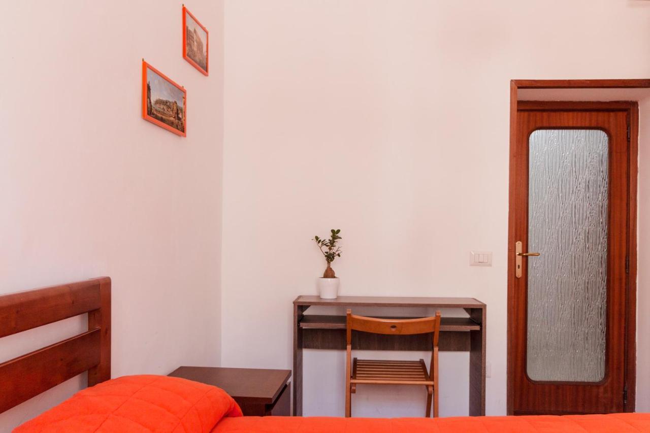 Bnb Etnuvio, Double Rooms In เนเปิลส์ ภายนอก รูปภาพ